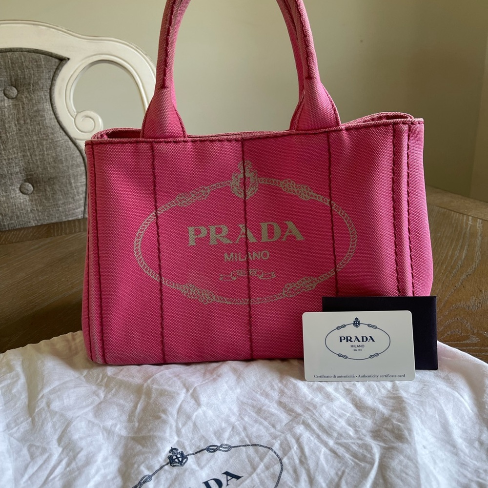 Authentic Prada hand bag - Picture 3 of 3
